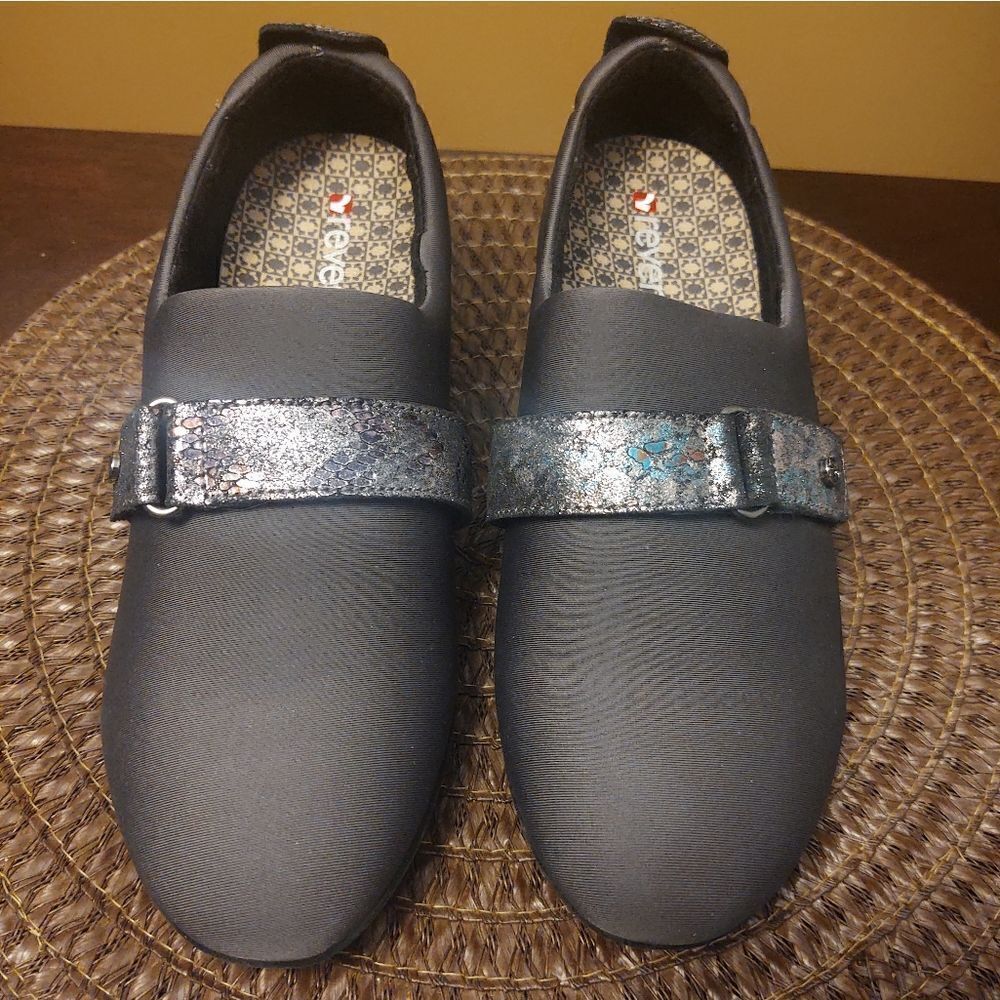 Revere Genoa Stretch Loafer Women's Size 7 M